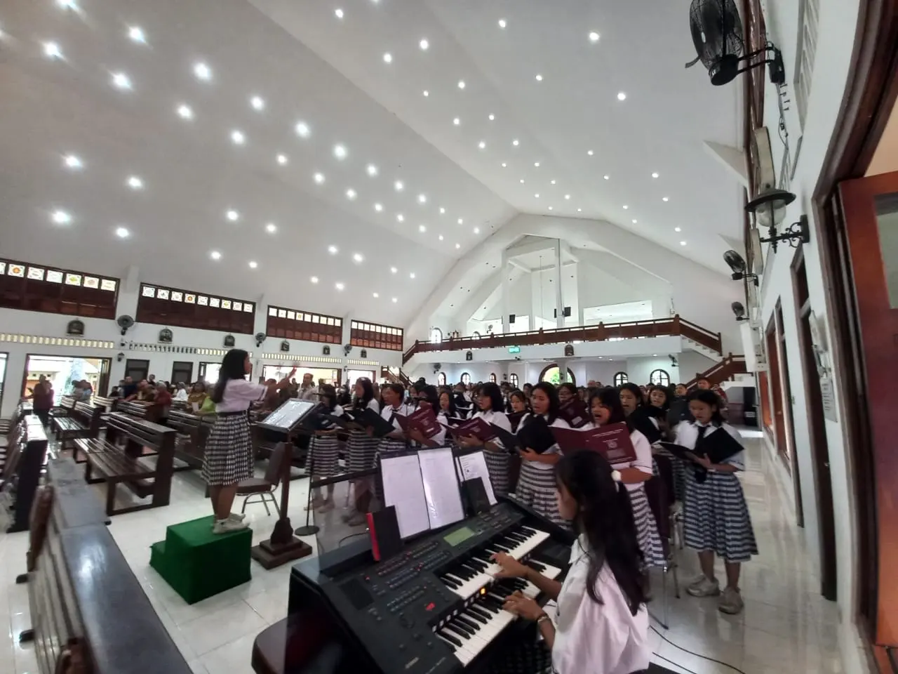 Bakti Liturgi SMA Dominikus Wonosari
